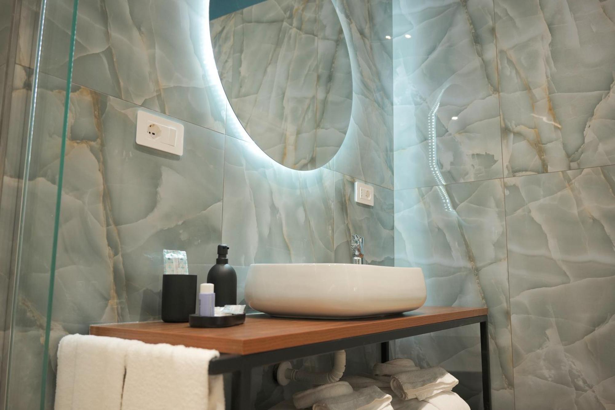 Toledo Luxury Rooms - Lr Collection Neapol Zewnętrze zdjęcie